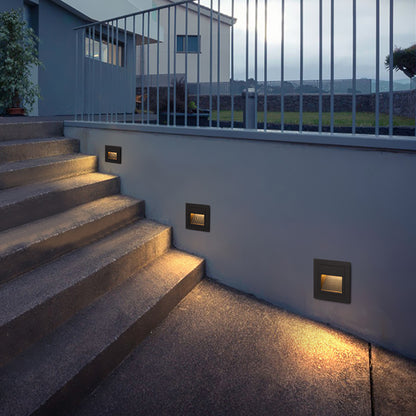 OLUZO  3.3” step outdoor wall lamp